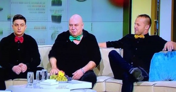 Toni Ionescu, alias Mârlanu', la PRO TV, alături de noii colegi din trupa de divertisment pe care şi-a creat-o după ce a fost dat afară din serialul ”Trăsniţii”
