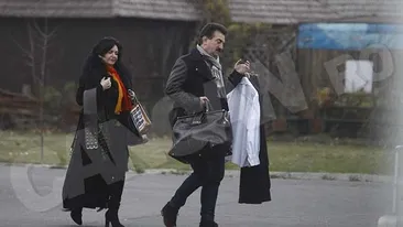 Telenovelă cu nume grele din muzica populară. L-am filmat pe celebrul Petrică Mîţu Stoian, ”lipit” de soţia impresarului!