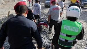 Accident grav în Peru, după ce un autobuz a căzut într-o prăpastie. Sunt cel puțin 32 de morți
