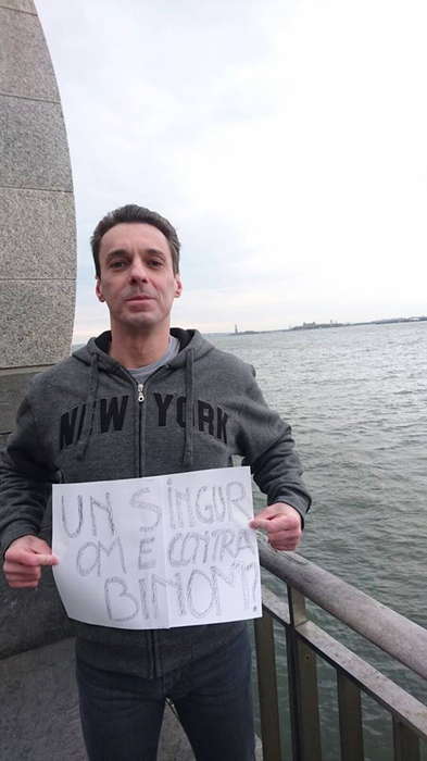 Ce a păţit MIRCEA BADEA în miez de noapte, după terminarea emisiunii, în drumul spre casă:”O maşină cu geamuri negre…“