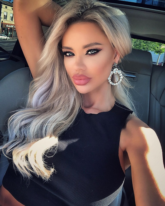 Fiica Biancăi Drăgușanu, vedetă pe Internet! Cum a fotografiat-o blondina pe Sofia