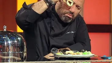Uluitor la Chefi la Cuțite! Scărlătescu și-a făcut icoană și a apărut cu ea în emisiune: ”Se vor face cu tine în loc de Arsenie Boca!”