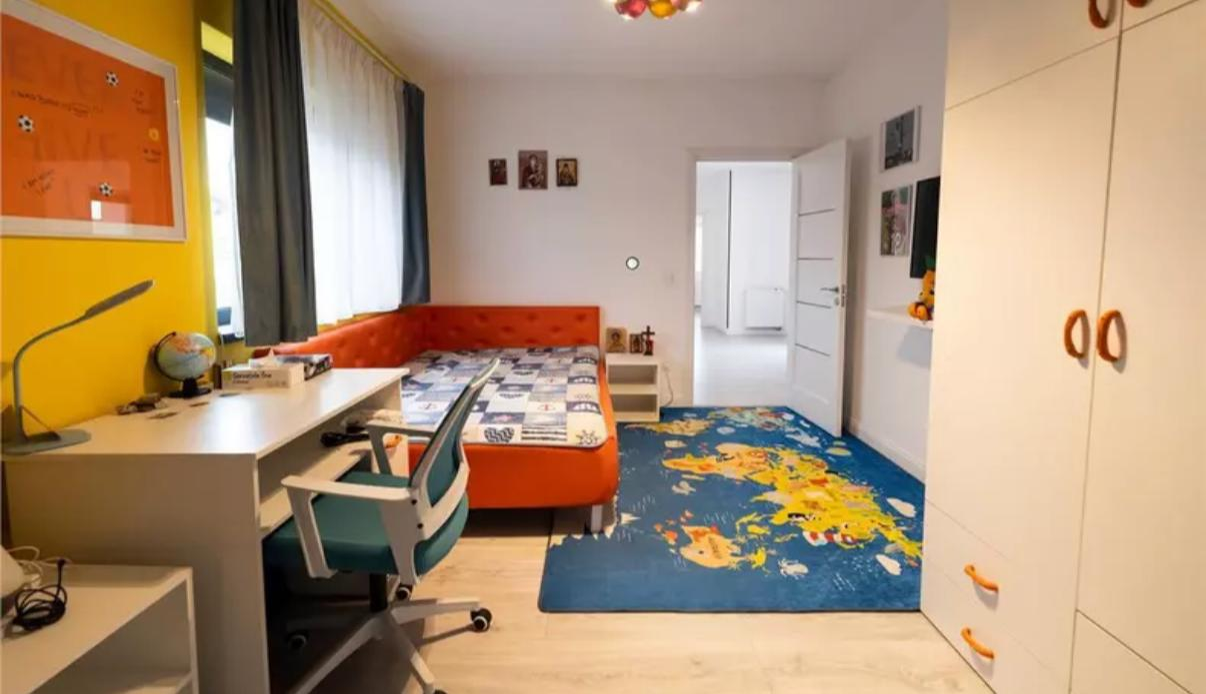 Cum arată vila de 600.000 de euro a lui Lucian Goian. Fostul fotbalist vrea să o vândă!
