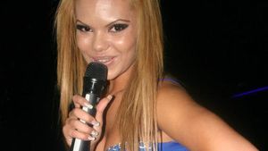 Are posteriorul „tunat“, dar abia acum BEYONCE de România a făcut schimbarea la care nimeni nu se aştepta