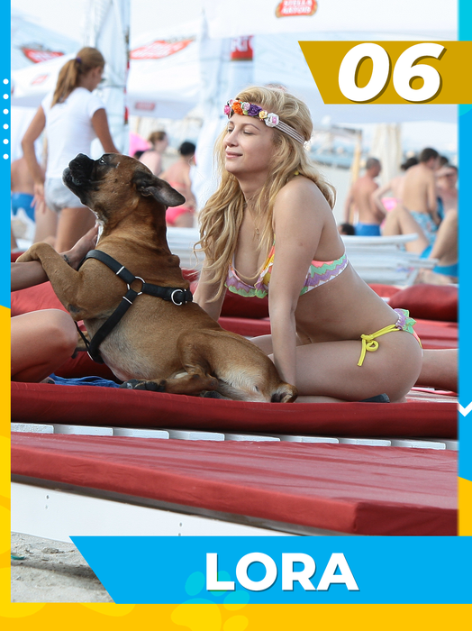 Top 25 dive cu prietenii necuvântători la plajă! Care e cea mai sexoasă dintre Bianca Drăgușanu, Crina Abrudan sau Lora?