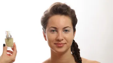 Cum sa realizezi un machiaj in culori la moda! Pentru sezonul primavara-vara 2012 stilistii recomanda culori cat mai indraznete