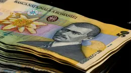 Burse elevi 2026. Ce medii și condiții trebuie să ai ca să primești bani de la stat