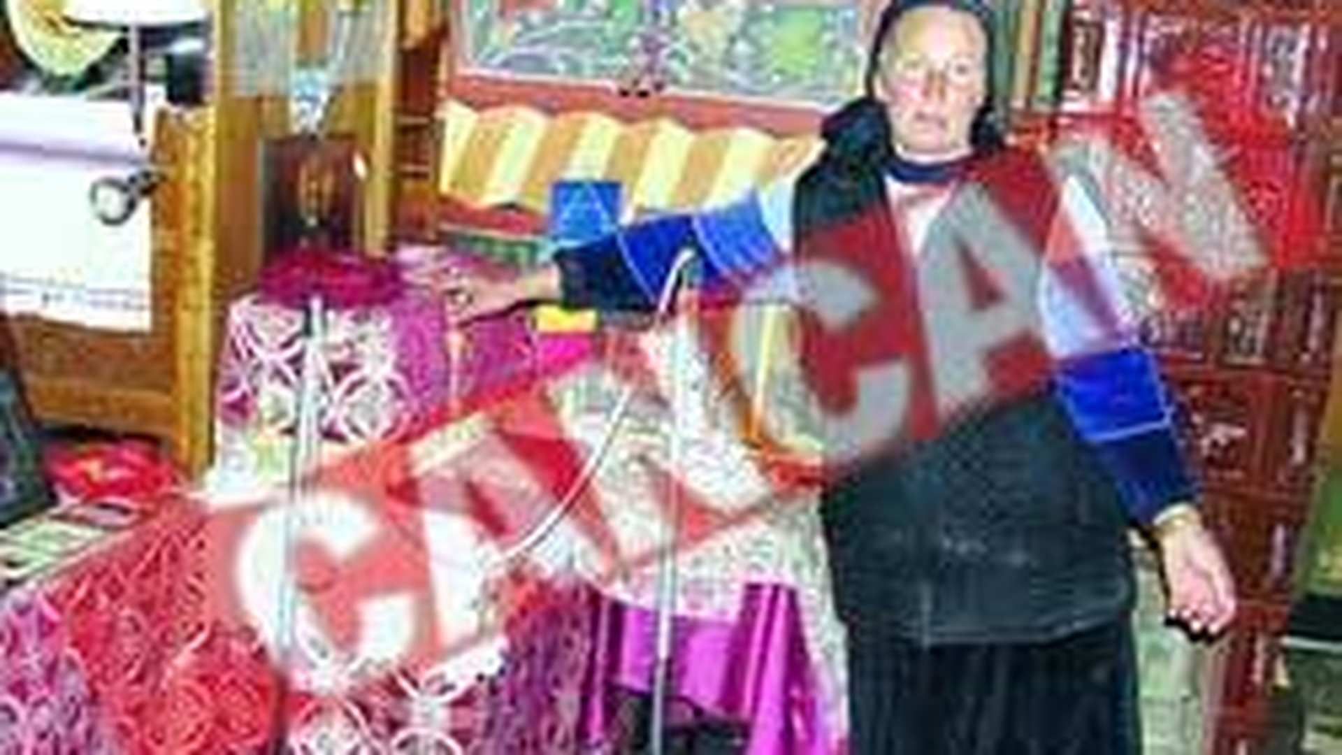 Hotii s-au imbatat cu vinul bisericii
