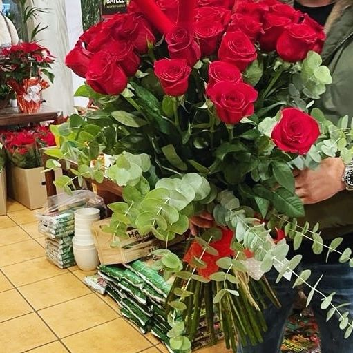 Artista și-a refăcut viața alături de un spaniol afacerist: "Am fost cerută în căsătorie!" S-a rupt lanțul de iubire! Silviu Andrei și Emilia Mușală s-au despărțit!