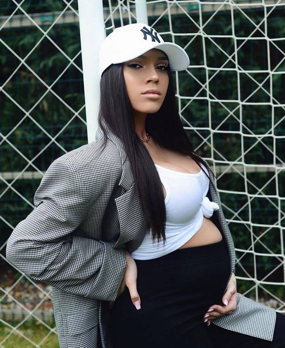 Karmen Minune, mesaj emoționant pentru fiica sa: „Viaţa mea a căpătat sens”