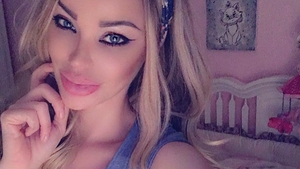 După ce a lăsat-o pe SOFIA singură o jumătate de zi, BIANCA DRĂGUŞANU tocmai a anunţat pe toată lumea: „Mami pleacă...“