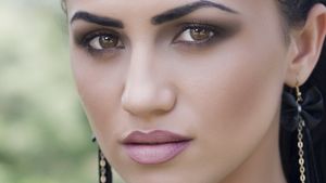 Cea mai anti-piti bruneta din Romania! Si-a dat demisia de la pupitrul stirilor sportive si s-a apucat de…