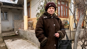 A prins din urmă trenul vieții! Cum a ajuns o femeie de 58 de ani să fie la școală, în clasa a 3-a