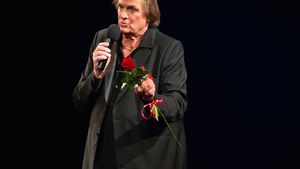 FLORIN PIERSIC a împlinit 81 de ani! Actorul şi-a închis telefonul mobil şi le-a transmis un mesaj celor care îl caută
