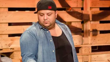 Cu ea împarte bucătăria Petrică Tambac. Cum arată soţia ”băşcăliosului” de la Masterchef!