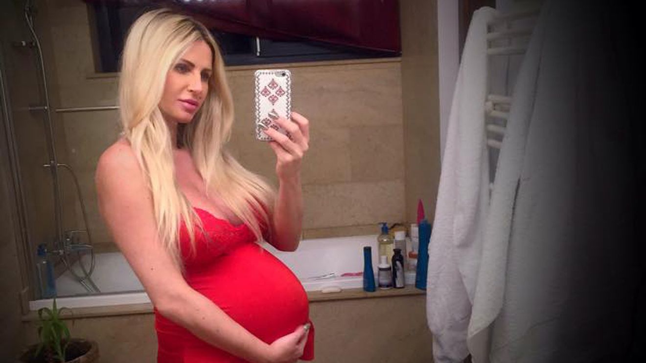 Andreea Bănică, probleme profesionale din cauza sarcinii! Ce i s-a întâmplat artistei cu câteva săptămâni înainte de a naşte
