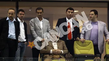 Deasupra extraterestrilor au fost galacticii Romaniei: Tiriac, Uzunov, Ontanu, Ionut Negoita, Dan Diaconescu si Vadim Tudor! Tribuna VIP, la fel de valoroasa ca mega-echipa catalana