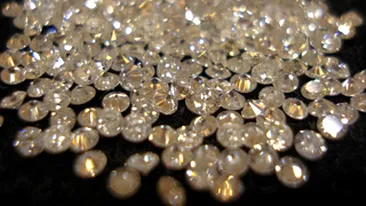 O tona de aur si pietre pretioase gasite sub un templu din India! DESCOPERIRE FABULOASA!