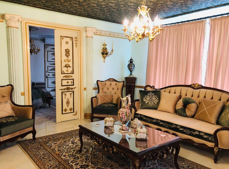 Prețul unui apartament în centrul Capitalei a creat isterie pe Internet! Suma ireală pe care o cere proprietarul: ”La bucătărie, trebuie să stai în genunchi să gătești”