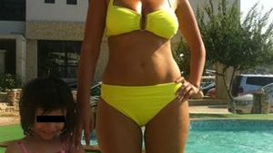 Uite cum arata Ioana Ginghina in costum de baie, dupa zeci de tratamente si terapii impotriva celulitei! Tu i-ai da LIKE?