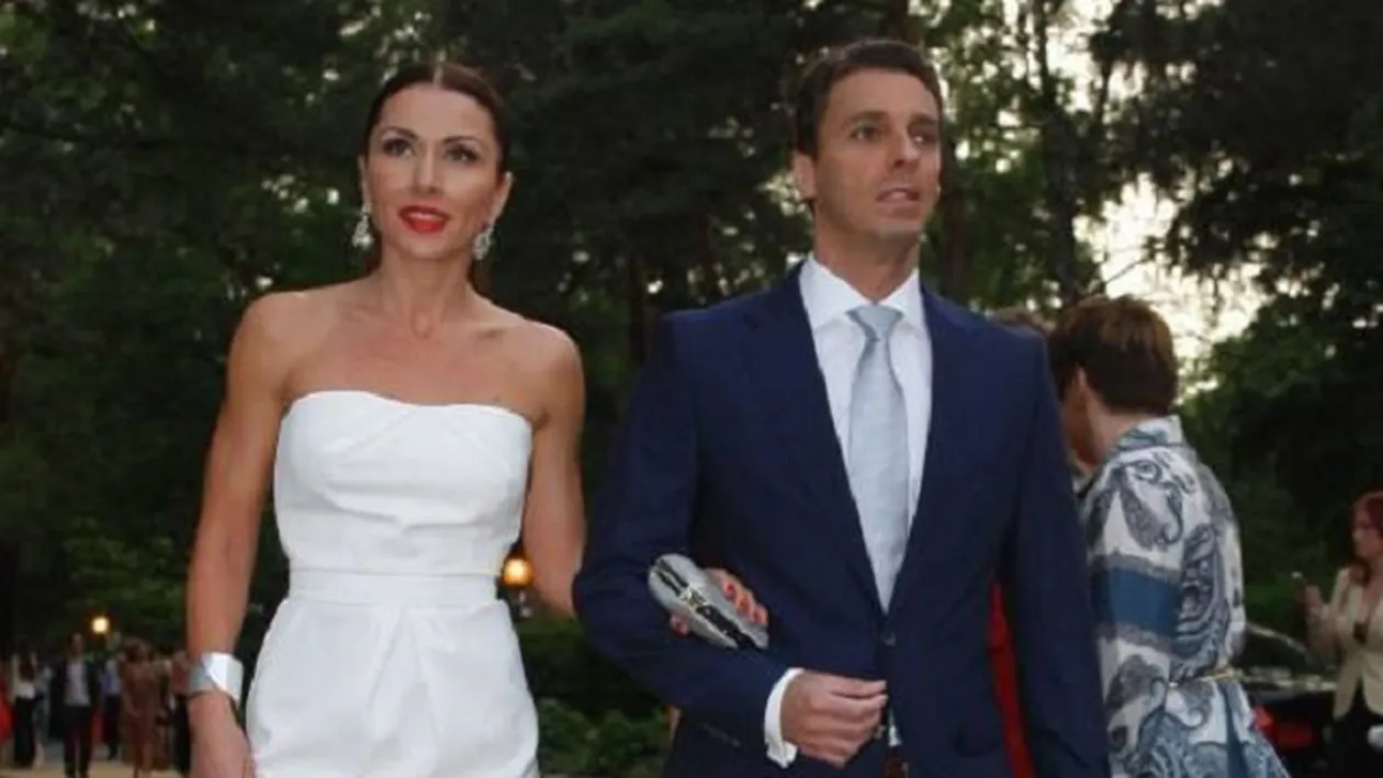 CARMEN BRUMĂ, dezvăluiri despre relaţia pe care o are cu MIRCEA BADEA:” Eu m-am bagat cu bune si relele asumate…“