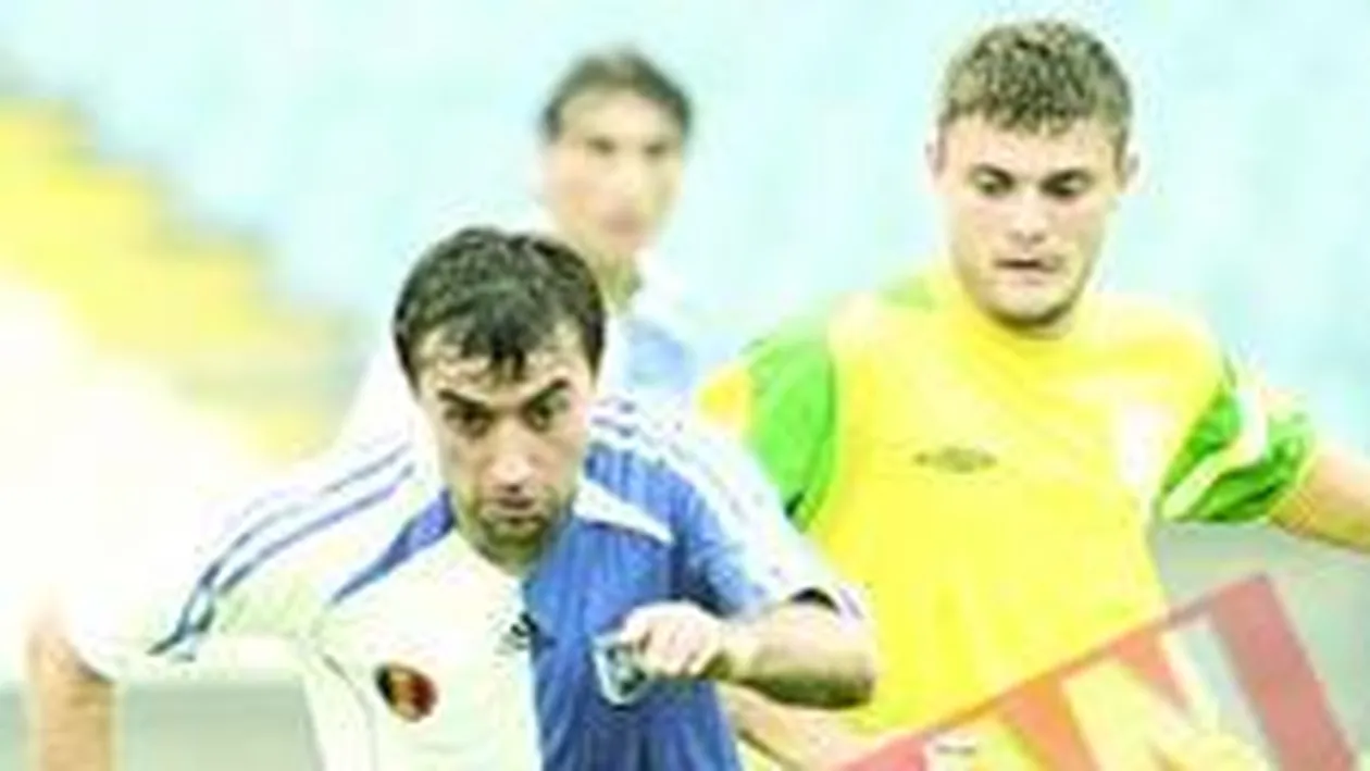 Ii dau banii din sacosa!