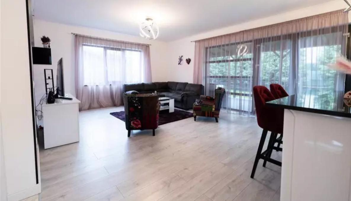 Cum arată vila de 600.000 de euro a lui Lucian Goian. Fostul fotbalist vrea să o vândă!