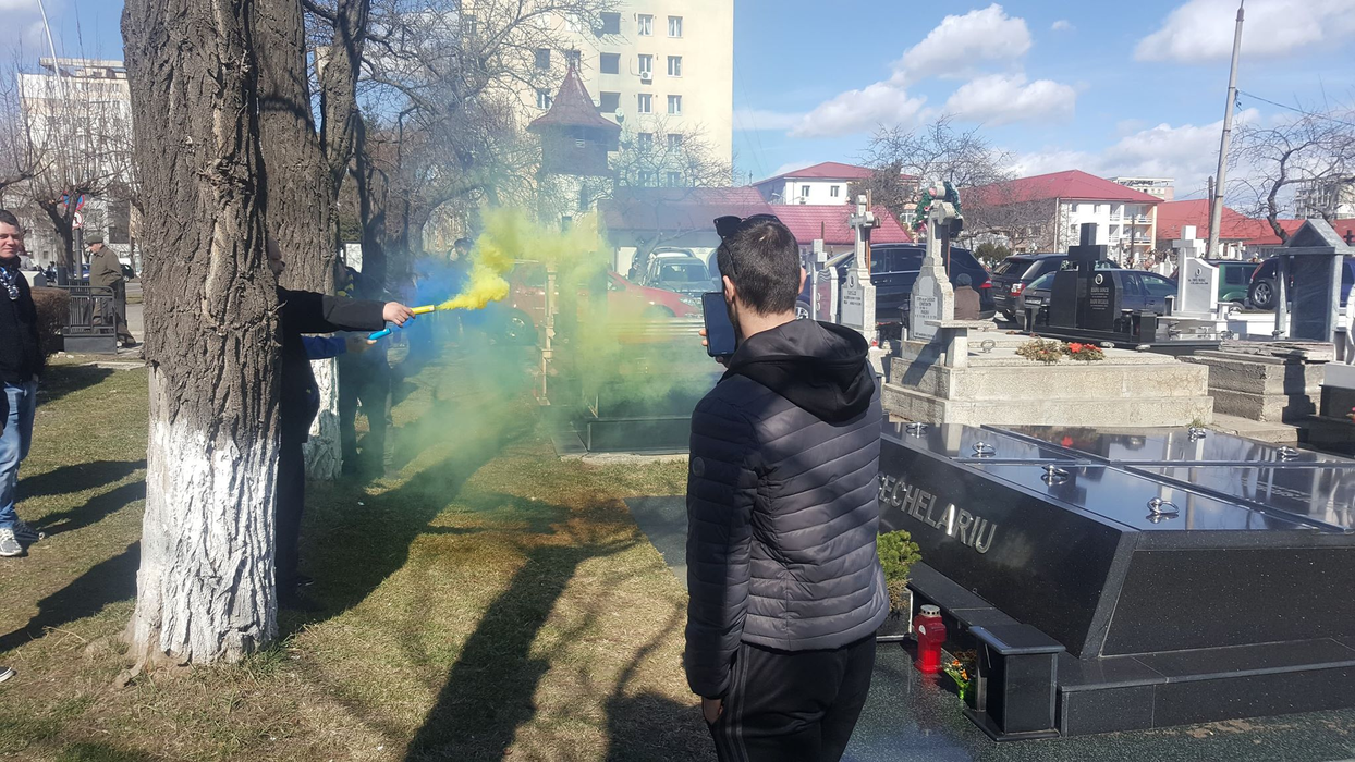 Fanii echipei FCM Bacău nu l-au uitat pe cel care a fost patron, Dumitru Sechelariu