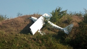 Un avion s-a prăbuşit lângă Paşcani. Pilotul a murit