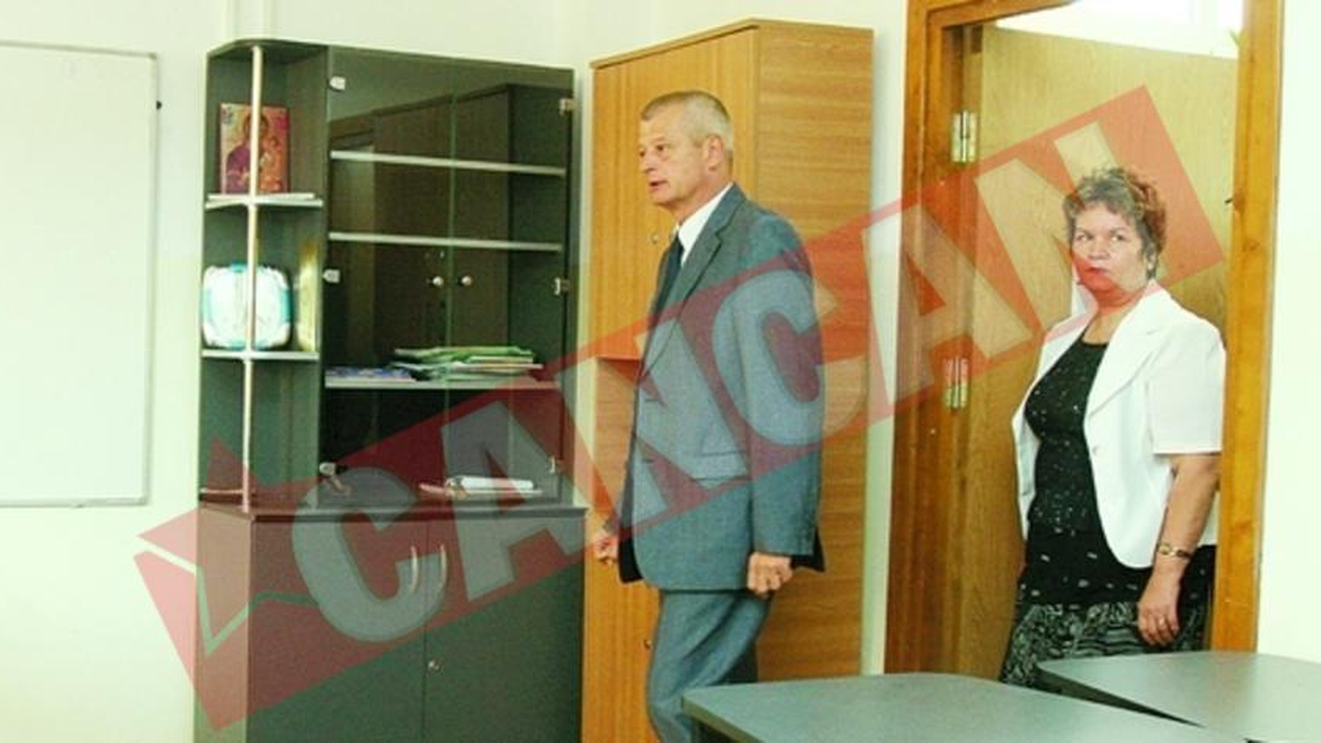 Primarul Sorin Oprescu s-a intors la scoala