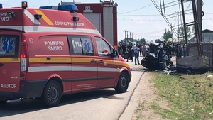 VIDEO. Accident soldat cu trei morți și doi răniți la Redea, în județul Olt. A intrat cu taxiul în panoul de bun venit...