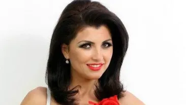 Cosmar pentru una dintre cele mai frumoase canterete de muzica populara! De ce a ajuns sa se plimbe singura prin parc?!