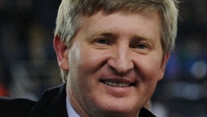 Miliardarul Akhmetov fuge din Ucraina in Romania. Avem toate detaliile "exilului"