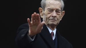 Adio, Maiestate! România şi-a condus Suveranul pe ultimul drum! CANCAN.ro a transmis live funeraliile Regelui Mihai I