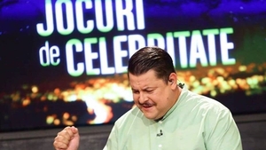 Mihai Bobonete, tablou de familie! Prezentatorul ”Jocuri de celebritate” a plecat în vacanţă cu soţia şi copiii