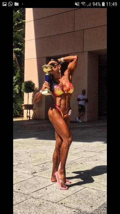 Elena Popa, traumatizată din cauza unor probleme delicate! Prietena Roxanei Vancea ar fi pierdut recent o sarcină, susțin surse din anturajul ei