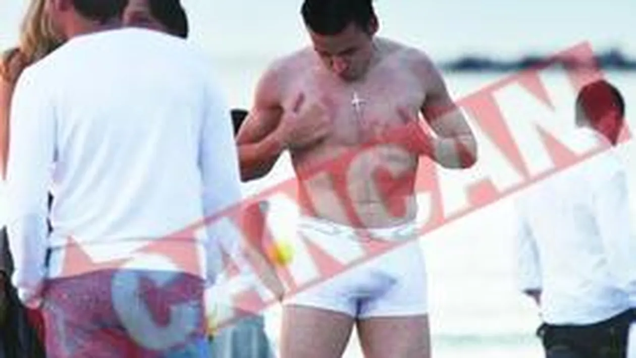 Catalin Munteanu si Adrian Cristea, baie in mare la 05.15 dimineata