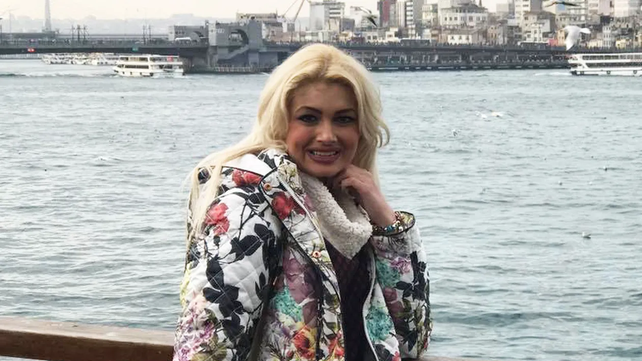 E de nerecunoscut: mănâncă întruna! Cum arată ”anorexica Flavia” după ce a intrat la cură de... îngrăşare!