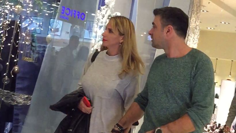 VIDEO EXCLUSIV. Soţia l-a ”arestat” la mall pe Cornel Ilie!