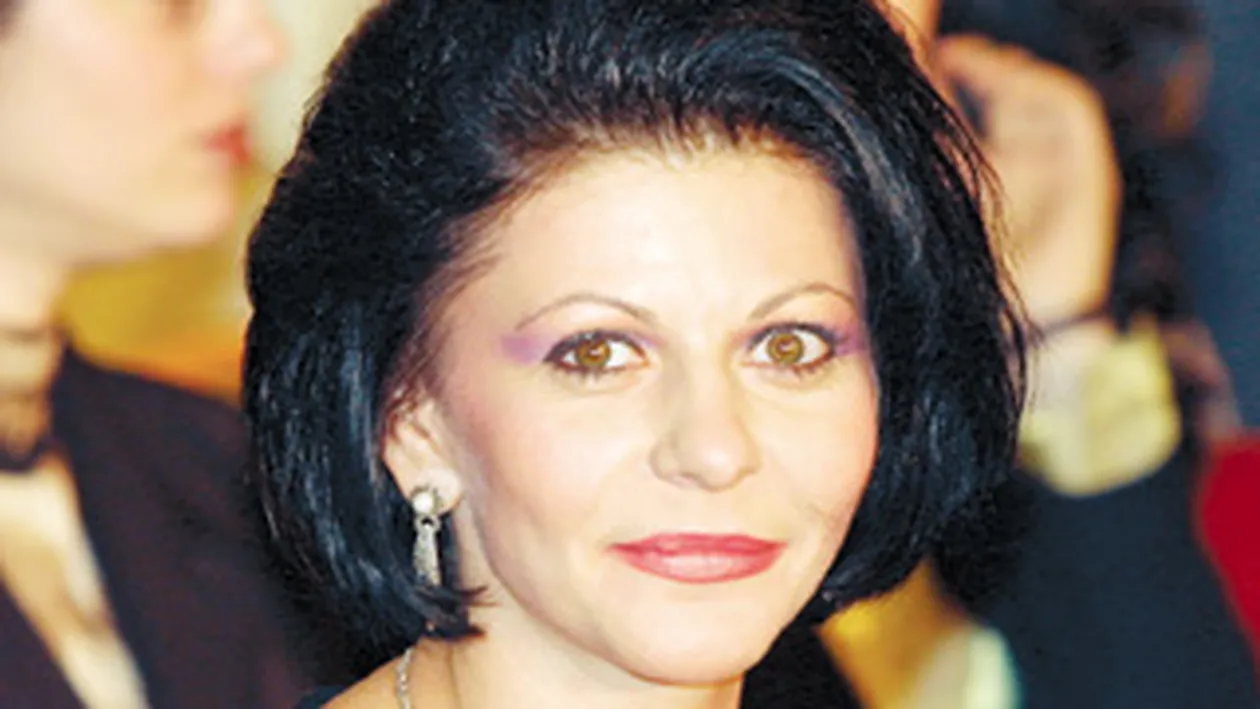 Elena Carstea:Medicii mi-au spus ca sunt foarte bine! Nu mai am nevoie de operatie!