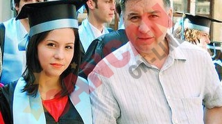 Argaseala si Mititelu se bat in avocate