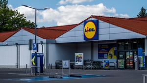 Surpriză majoră pentru clienții Lidl! Ce serviciu vrea compania să introducă în aplicație