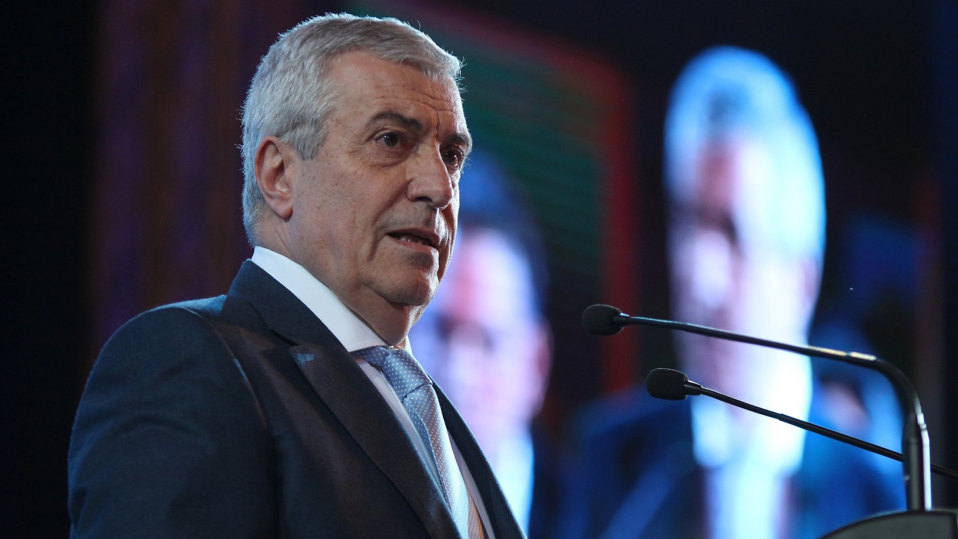 Călin Popescu Tăriceanu, despre o guvernare cu PMP : "Nu mi se pare normal să avem prezenți turnătorii Securității!"