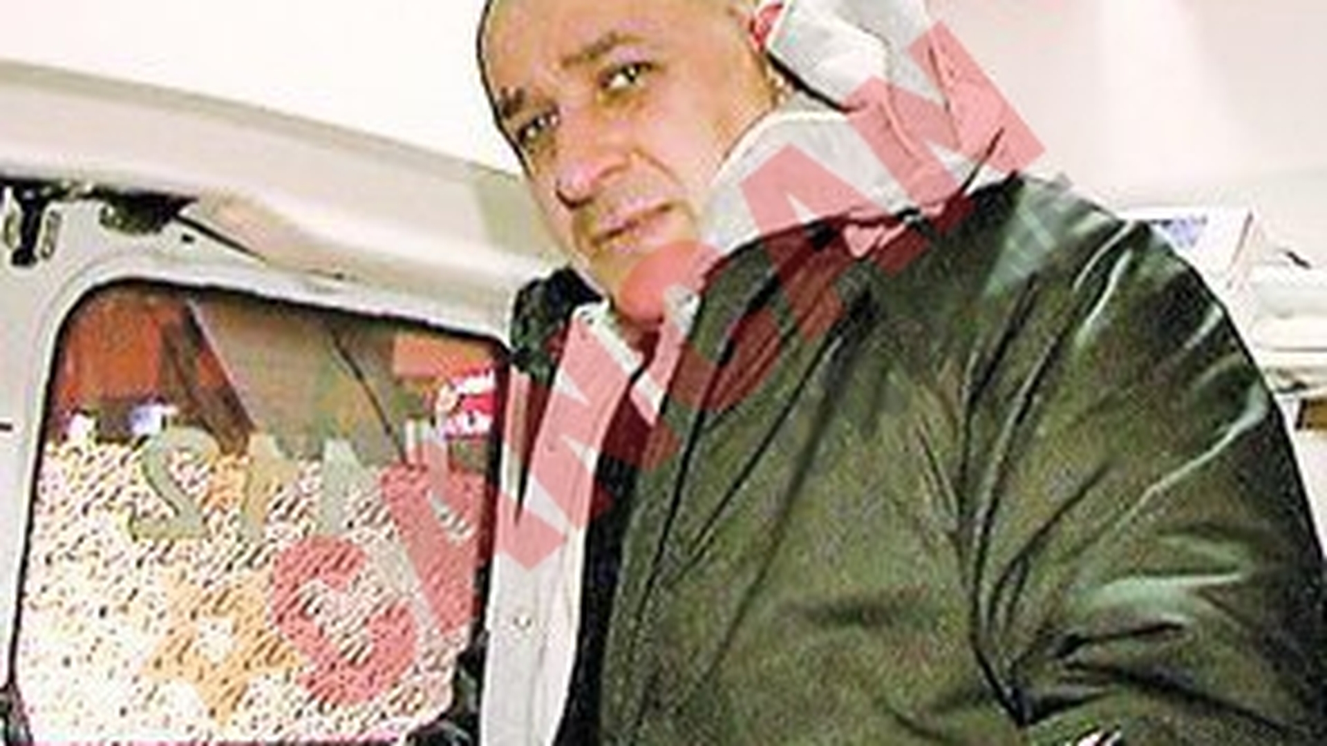 Patron batut pentru ca a tras cu pistolul