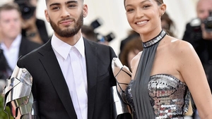 Gigi Hadid a născut! Prima imagine cu fiica modelului Victoria's Secret și a artistului Zayn Malik