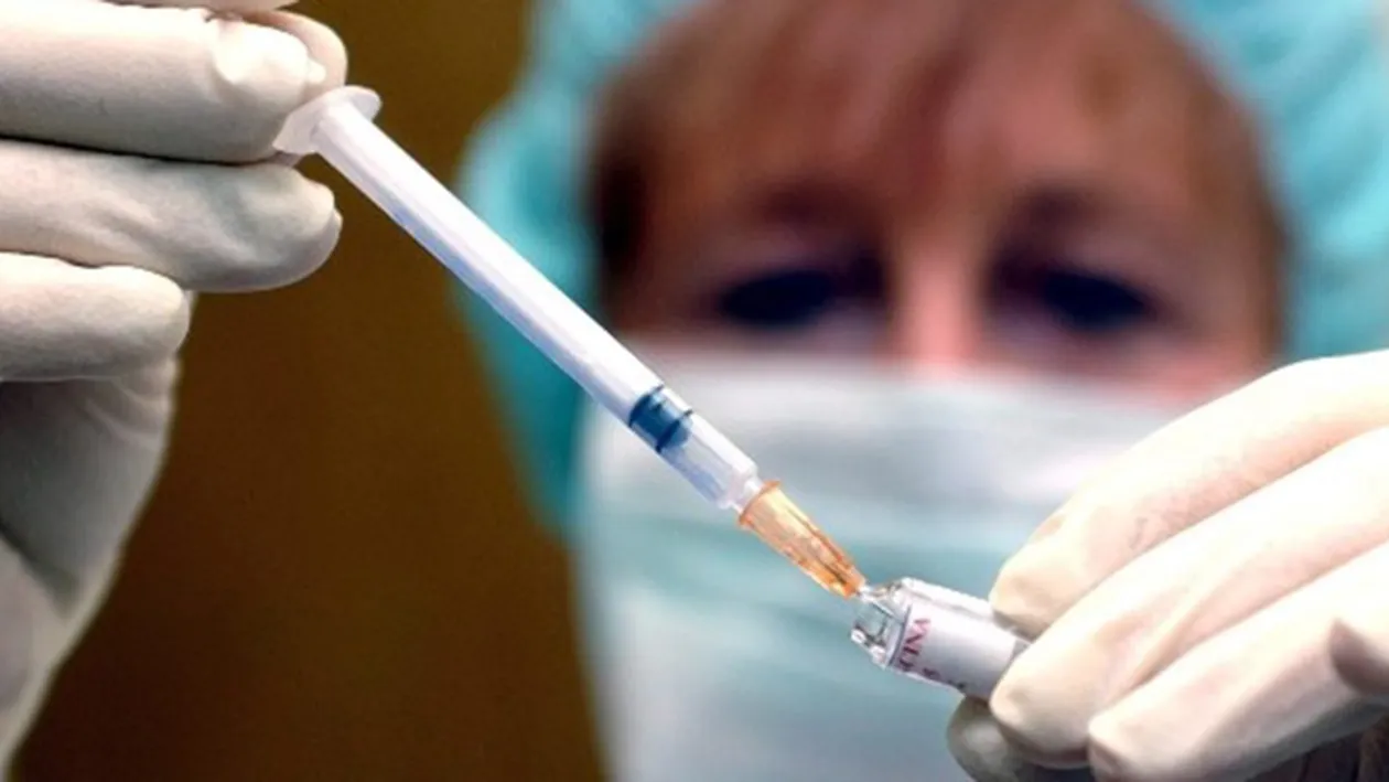 Primele 200.000 de doze de vaccin antigripal, distribuite miercuri direcţiilor de sănătate publică