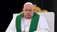 Papa Francisc a primit perfuzii după criza de ieri. Ultimele informații despre sănătatea Suveranului Pontif