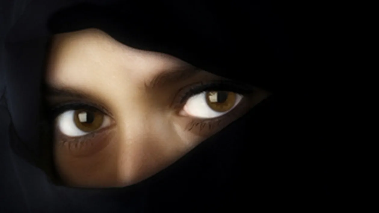 Belgia ia exemplul Frantei si interzice portul valului islamic