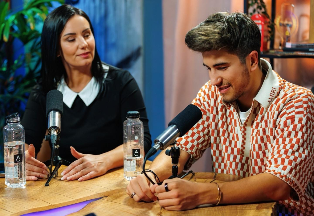 Carmen Dobrincu și fiul său milionar. Foto: Facebook