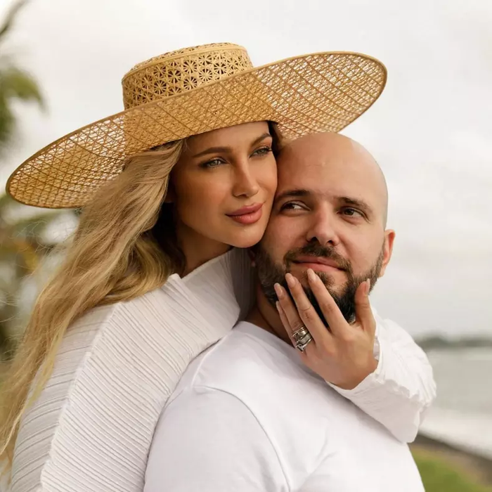 Cum demonstrează Lora că nu divorțează de Ionuț Ghenu